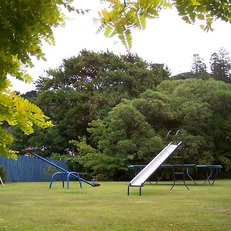 Camellia Court Motel Lower Hutt Exteriör bild
